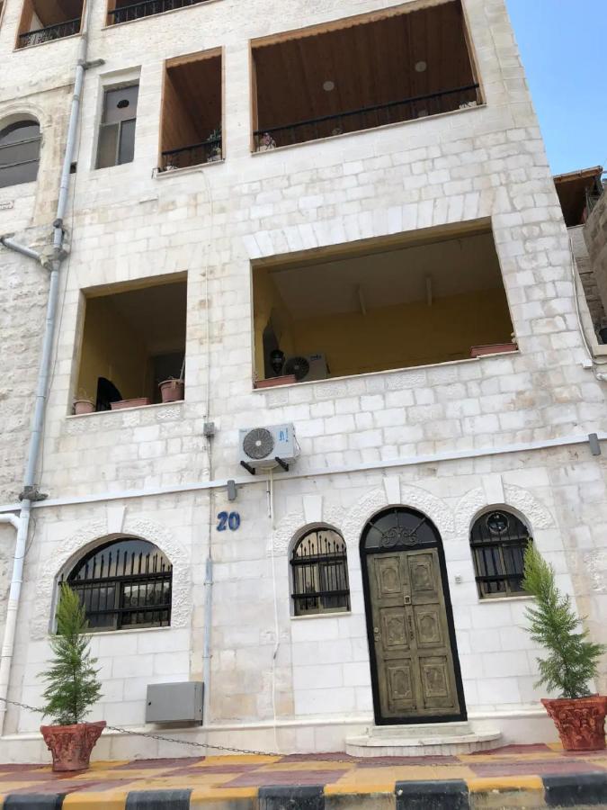 Khirfan Crown Houses -Downtown Amman Exteriör bild